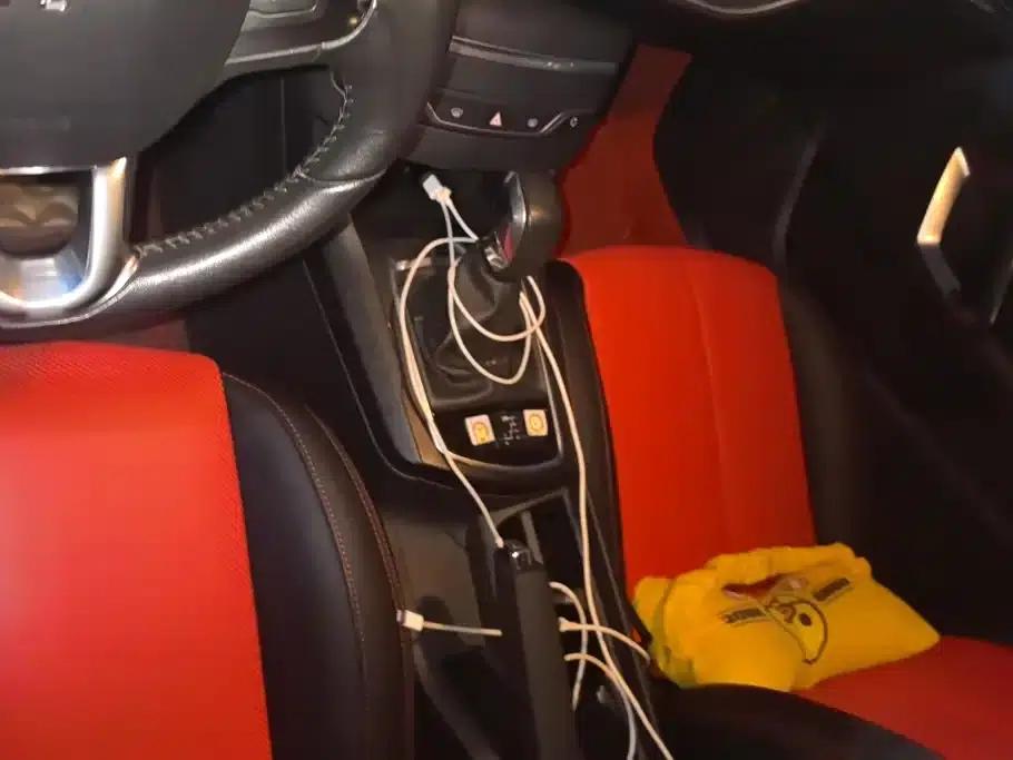 Peugeot 308S 2015 1.2T Automatic Sporty Edition — миниатюра 16