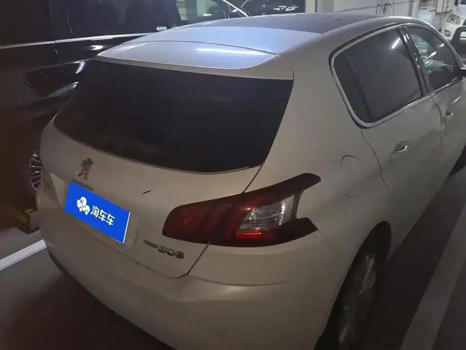 Peugeot 308S 2015 1.2T Automatic Sporty Edition — миниатюра 3