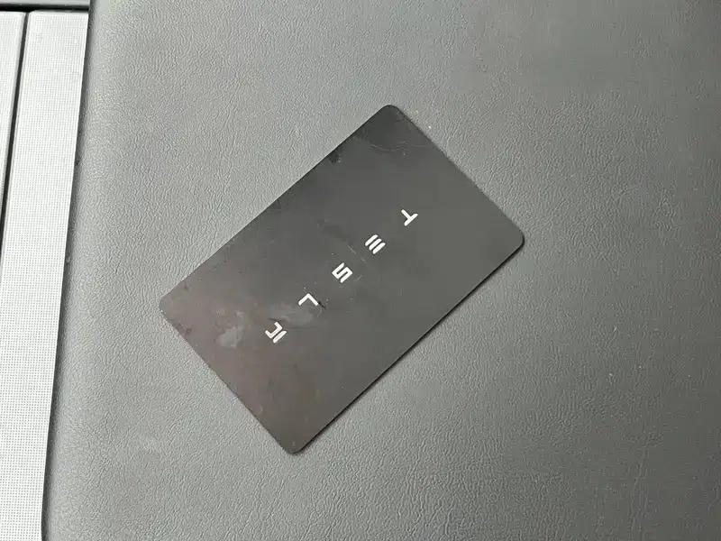 Model Y L 2026 Standard Edition — миниатюра 11