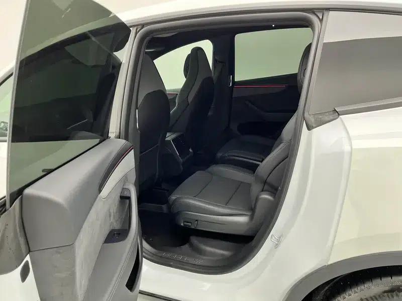 Model Y L 2026 Standard Edition — миниатюра 23