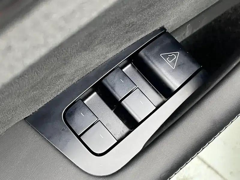 Model Y L 2026 Standard Edition — миниатюра 27