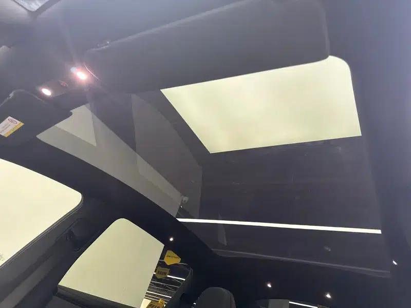Model Y L 2026 Standard Edition — миниатюра 19