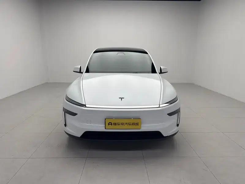 Model Y L 2026 Standard Edition — миниатюра 2