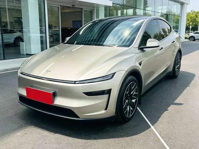 Model Y L 2026 Standard Edition