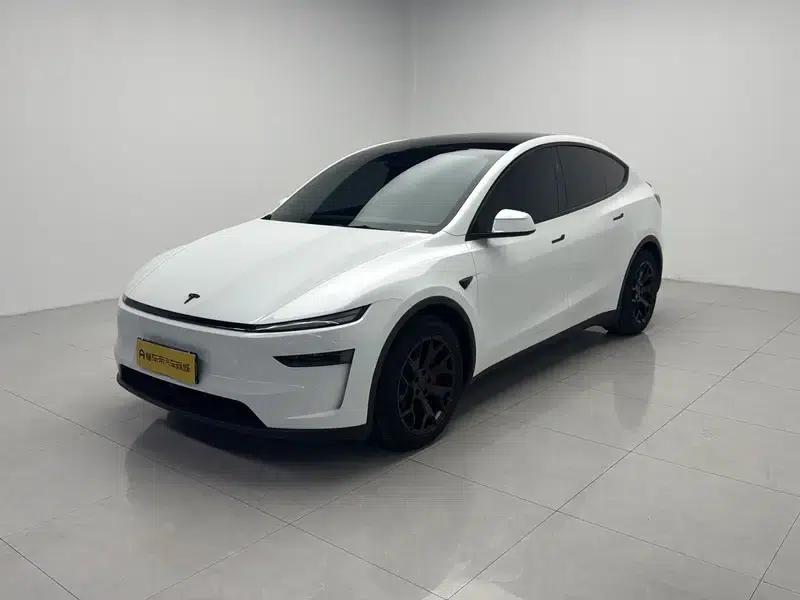 Model Y L 2026 Standard Edition — миниатюра 1