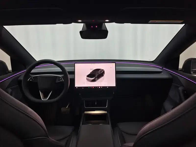 Model Y L 2026 Standard Edition — миниатюра 14