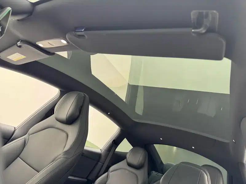 Model Y L 2026 Standard Edition — миниатюра 24