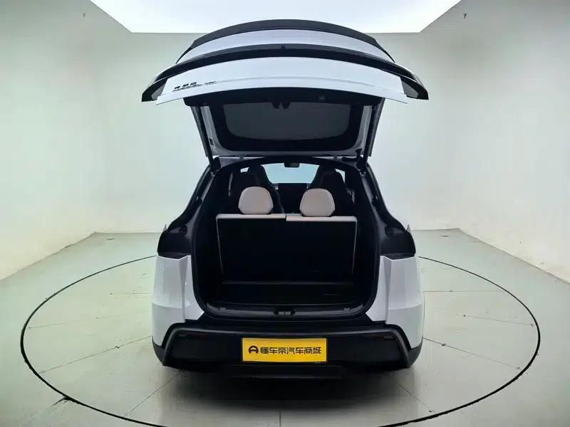Model Y L 2026 Standard Edition — миниатюра 28