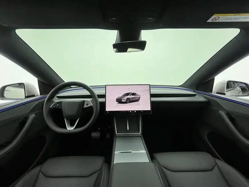 Model Y L 2026 Standard Edition — миниатюра 15
