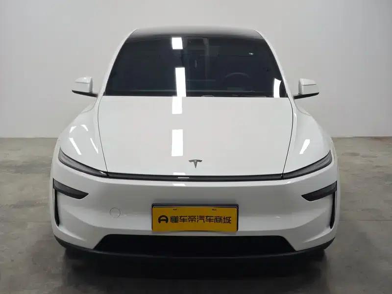 Model Y L 2026 Standard Edition — миниатюра 2