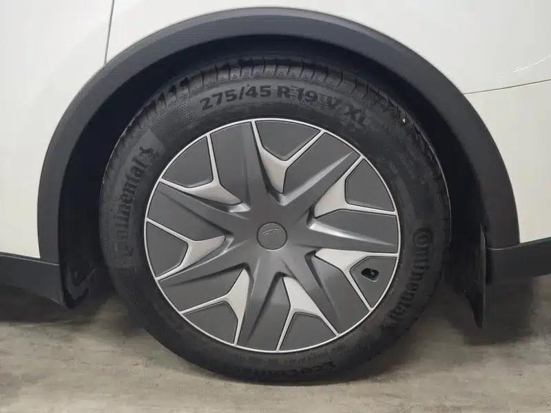 Model Y L 2026 Standard Edition — миниатюра 9