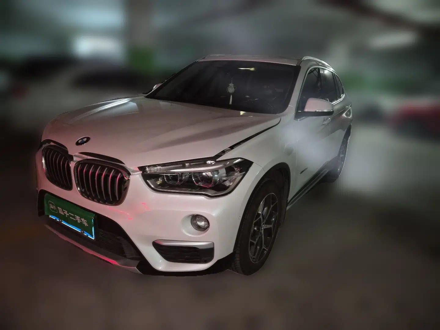 BMW X1 2016 sDrive20Li Luxury Model — миниатюра 1