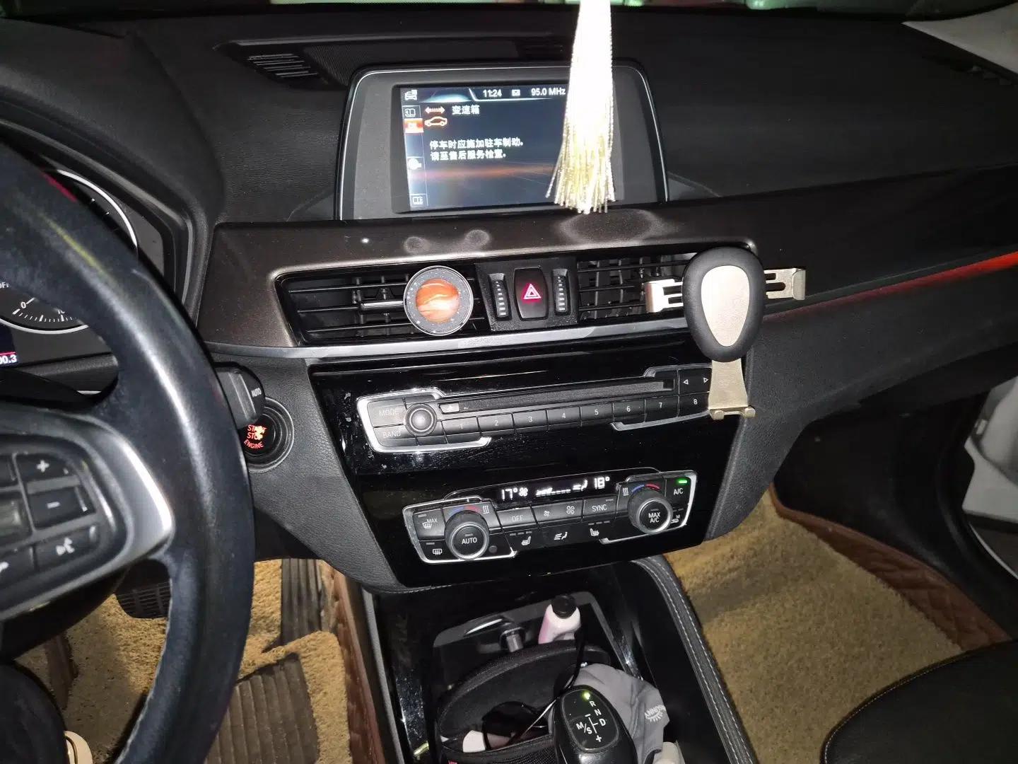 BMW X1 2016 sDrive20Li Luxury Model — миниатюра 13