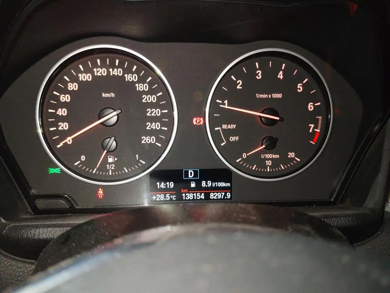 BMW X1 2016 sDrive18Li Luxury Model — миниатюра 11