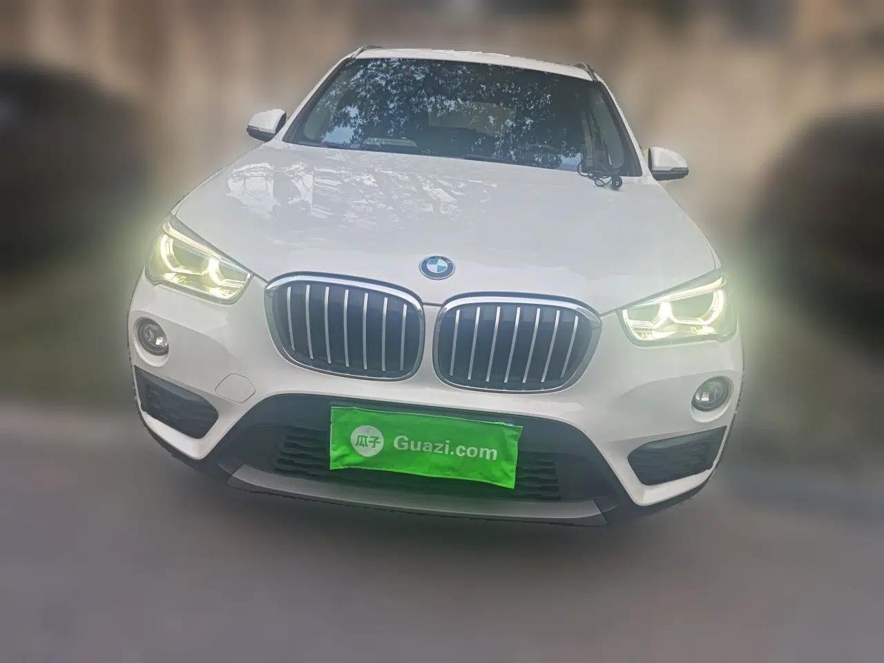 BMW X1 2016 sDrive18Li Premium Edition — миниатюра 2