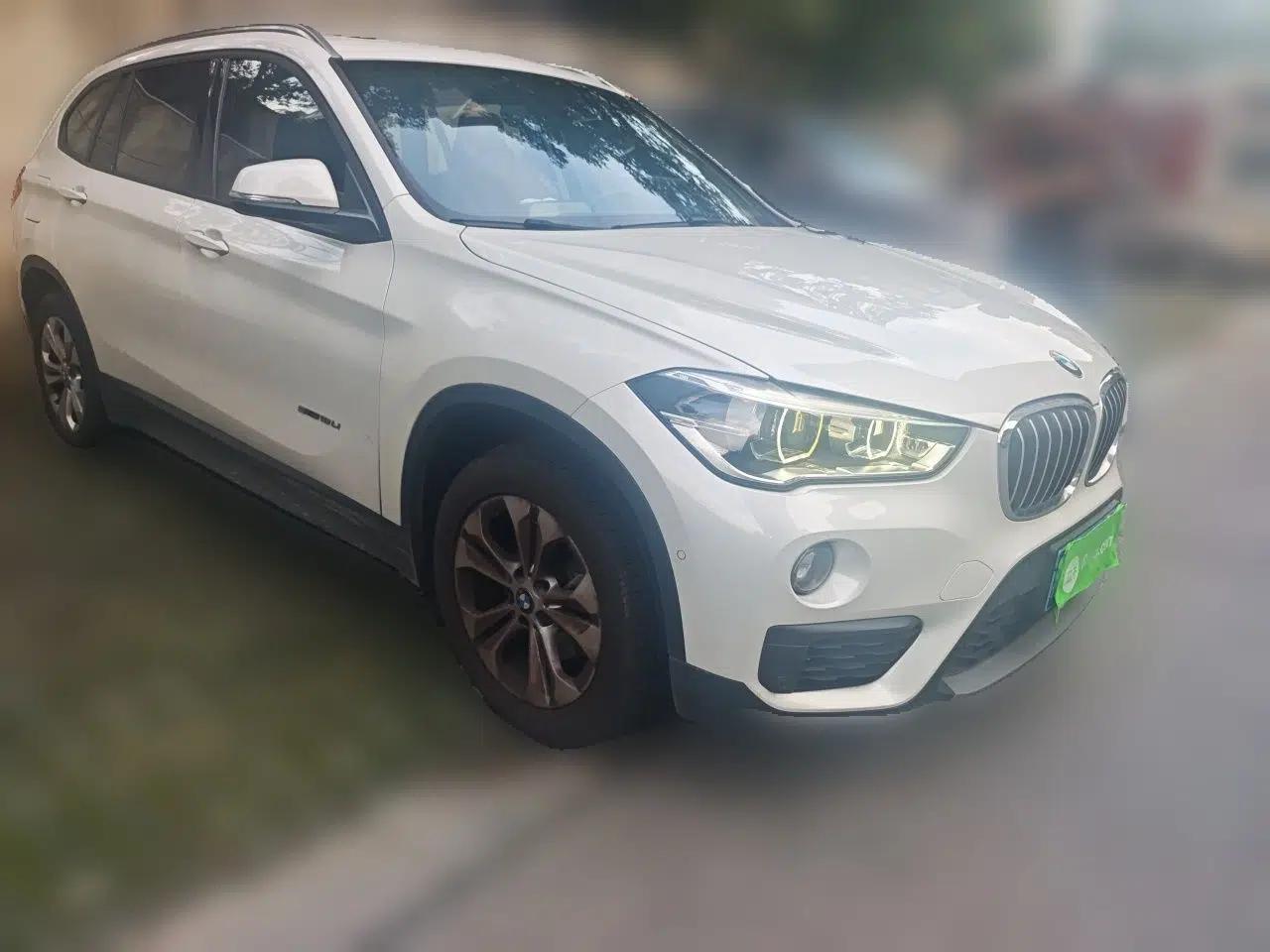 BMW X1 2016 sDrive18Li Premium Edition — миниатюра 3