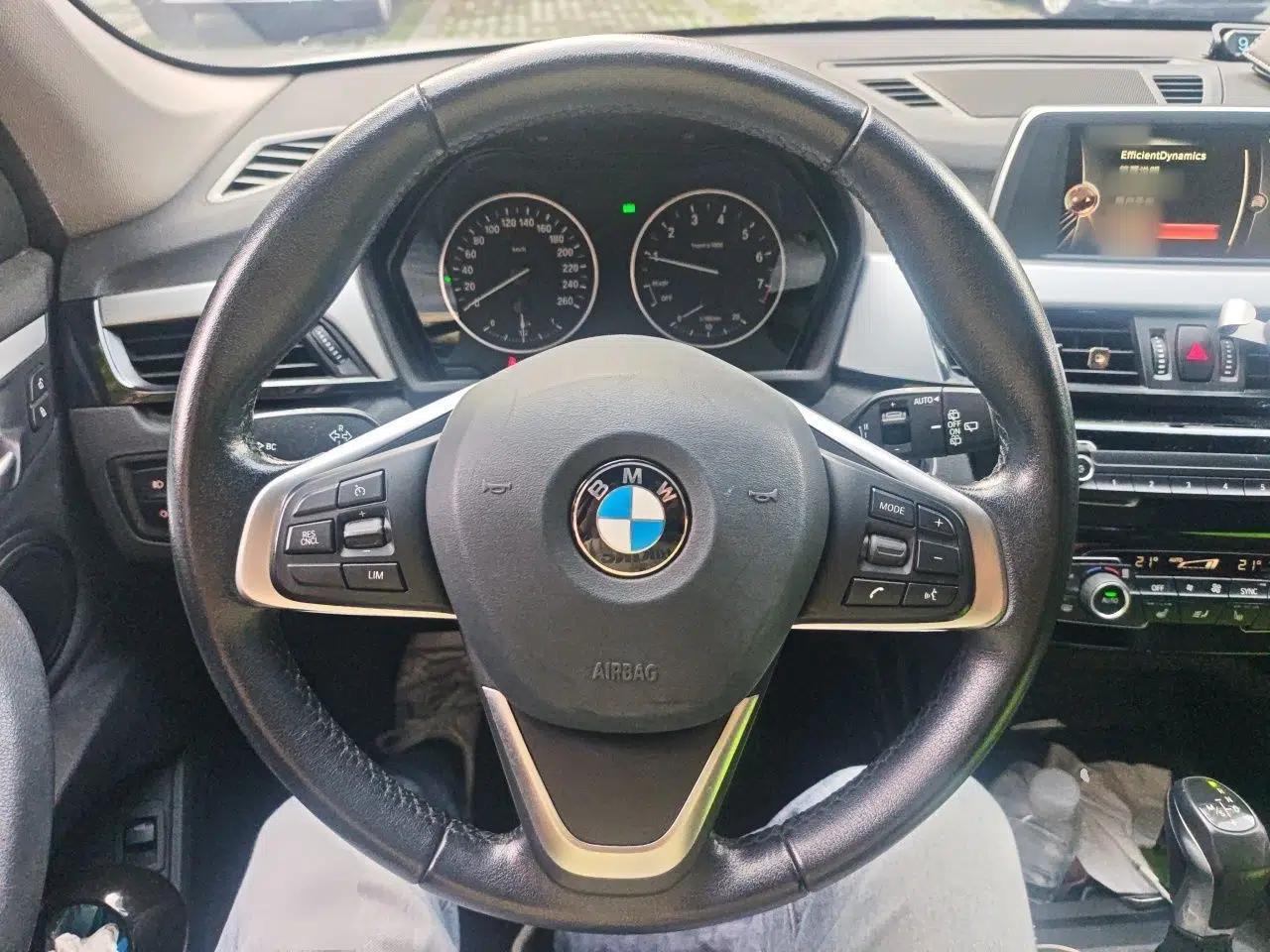 BMW X1 2016 sDrive18Li Premium Edition — миниатюра 10