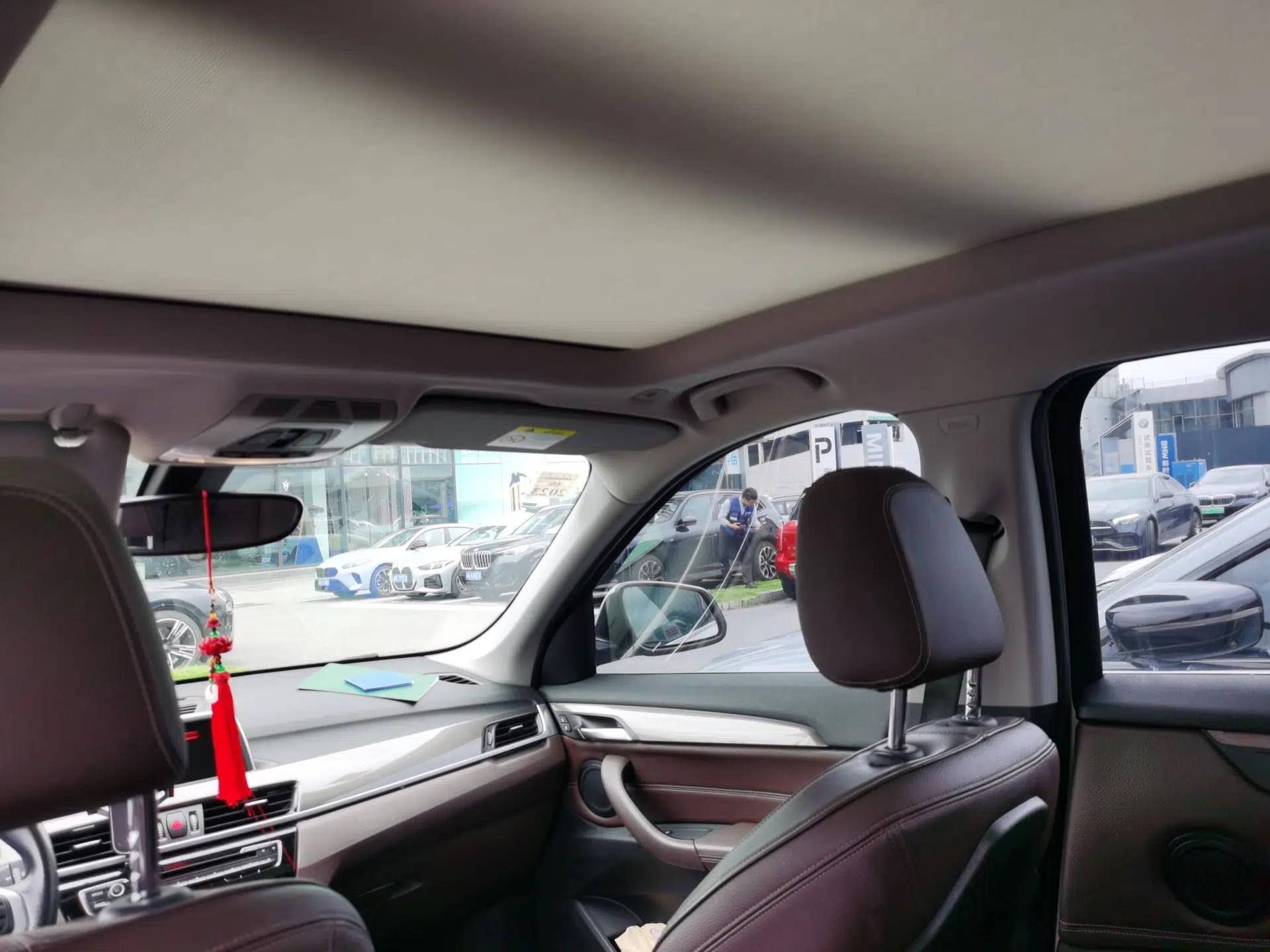BMW X1 2016 sDrive18Li Luxury Model — миниатюра 18