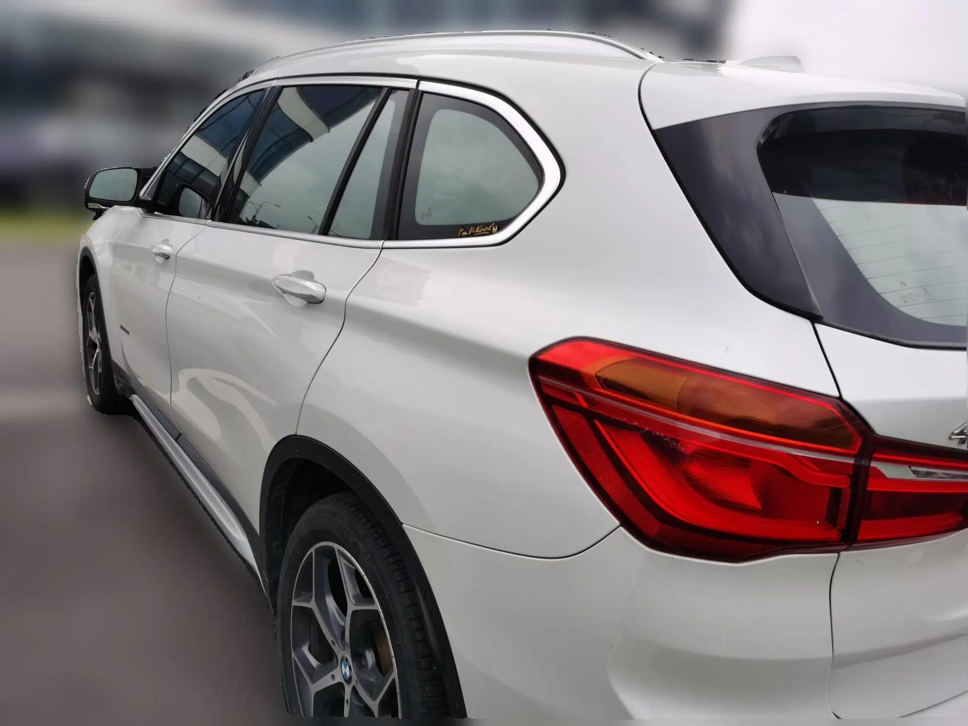 BMW X1 2016 sDrive18Li Luxury Model — миниатюра 4