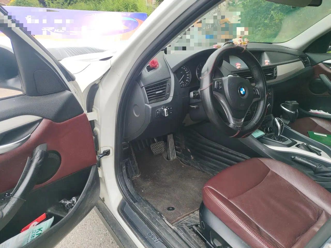 BMW X1 2014 sDrive18i Fashion Model — миниатюра 16