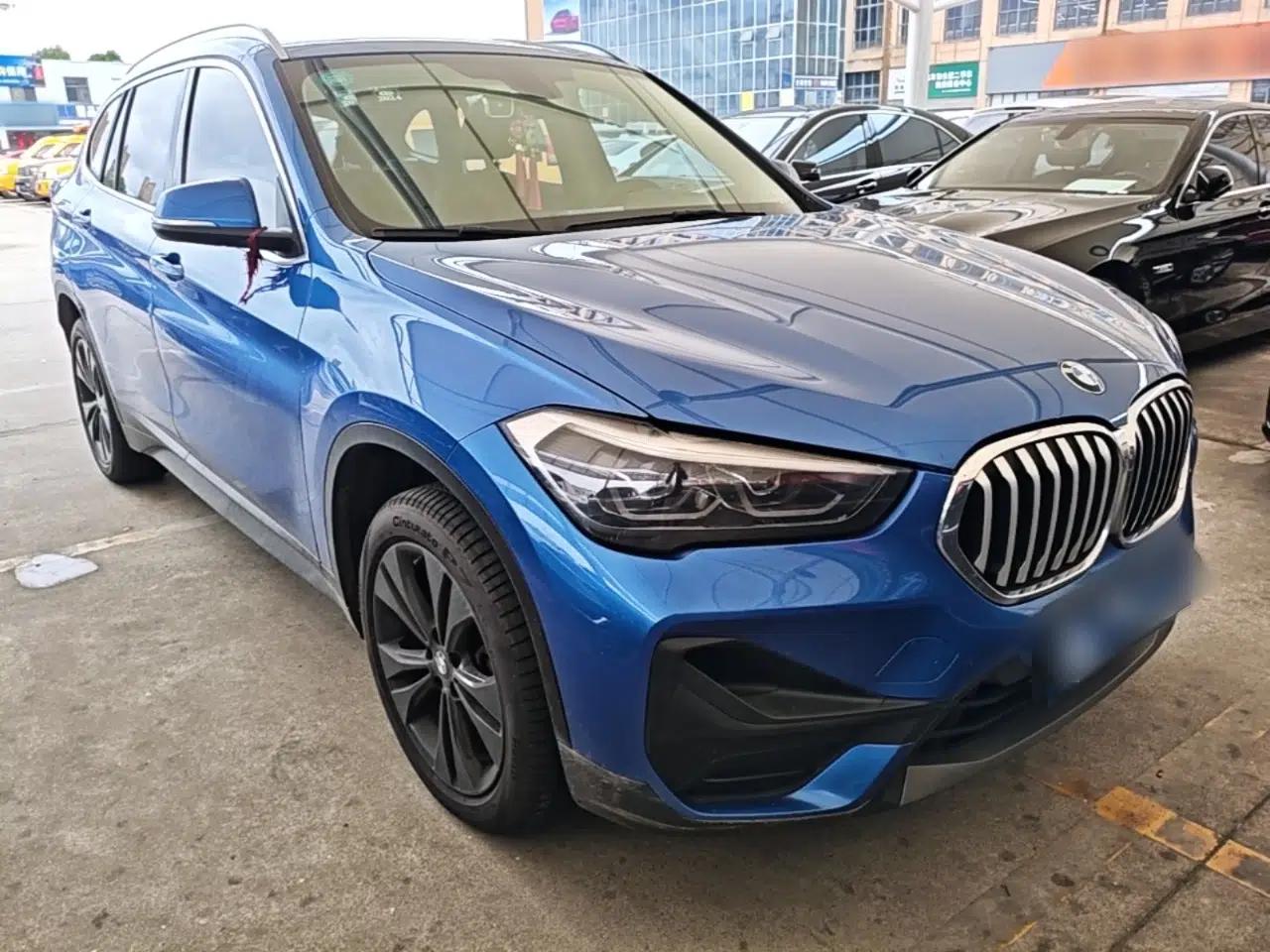 BMW X1 2020 sDrive20Li Fashion Model — миниатюра 3