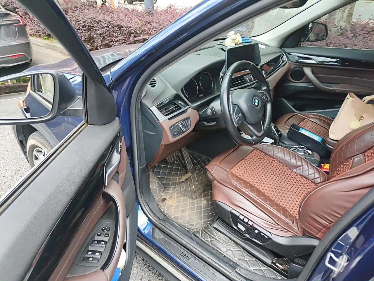 BMW X1 2020 sDrive25Li Leading Model — миниатюра 16