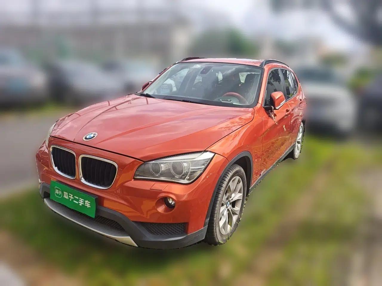 BMW X1 2012 sDrive18i Luxury Edition — миниатюра 1