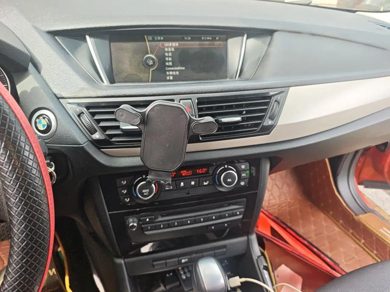 BMW X1 2012 sDrive18i Luxury Edition — миниатюра 13