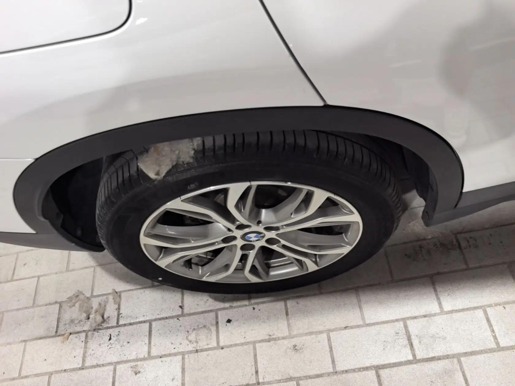 BMW X1 2019 sDrive20Li Leading Model — миниатюра 11