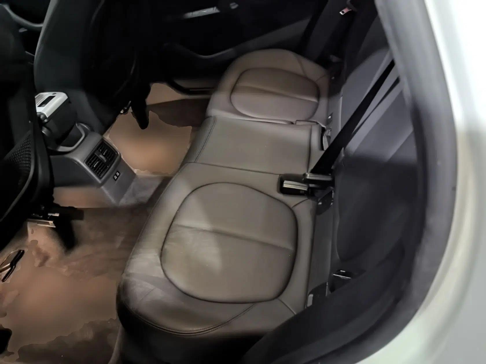 BMW X1 2019 sDrive20Li Leading Model — миниатюра 20