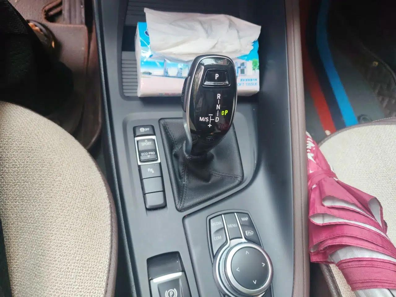 BMW X1 2022 sDrive25Li Leading Model — миниатюра 14