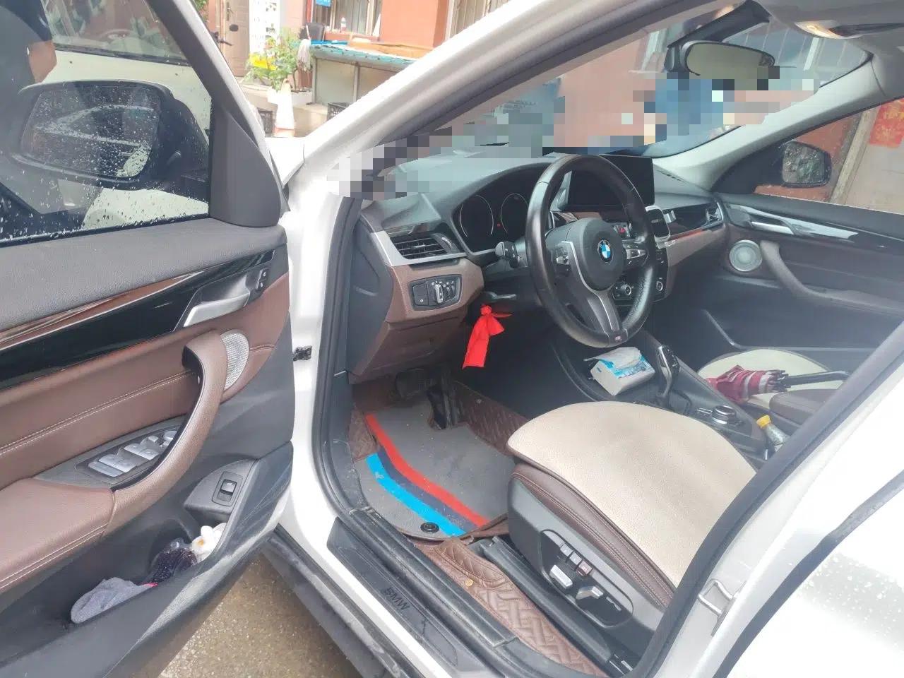 BMW X1 2022 sDrive25Li Leading Model — миниатюра 16