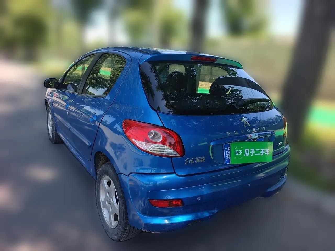 Peugeot 207 2011 Hatchback 1.4L Manual Yule Edition — миниатюра 4