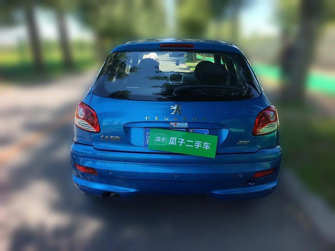 Peugeot 207 2011 Hatchback 1.4L Manual Yule Edition — миниатюра 5
