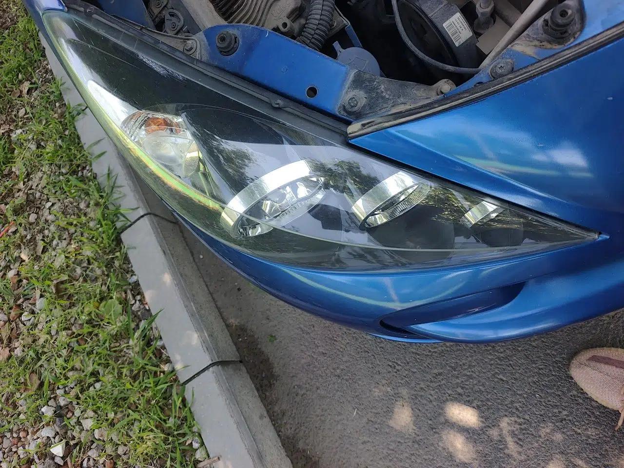 Peugeot 207 2011 Hatchback 1.4L Manual Yule Edition — миниатюра 7