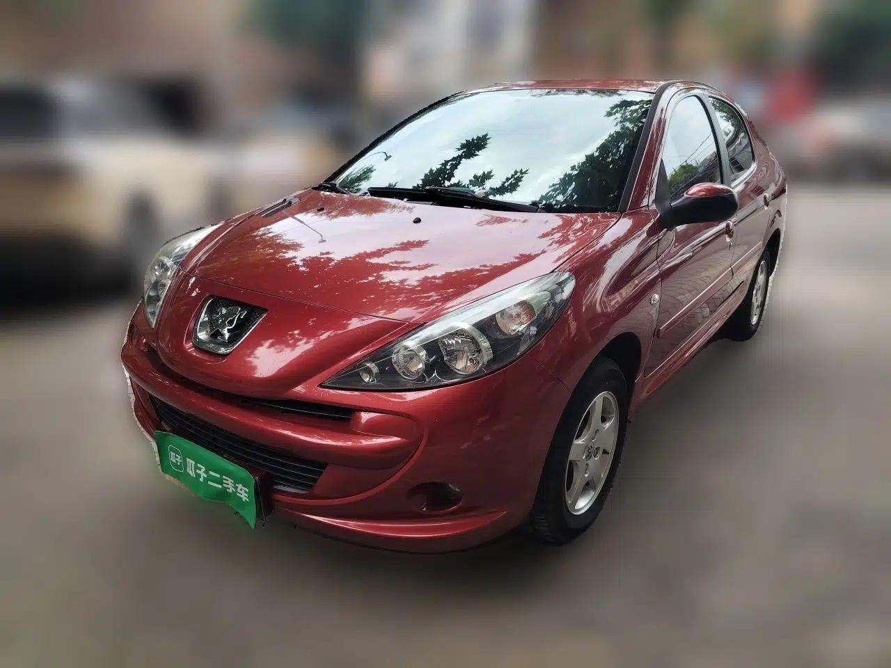 Peugeot 207 2011 Sedan 1.4L Manual Yule Edition — миниатюра 1