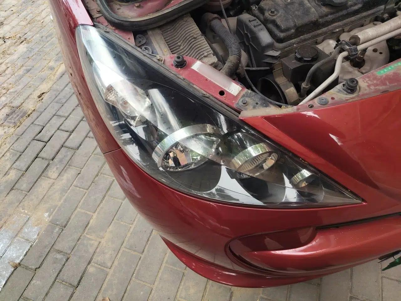 Peugeot 207 2011 Sedan 1.4L Manual Yule Edition — миниатюра 7