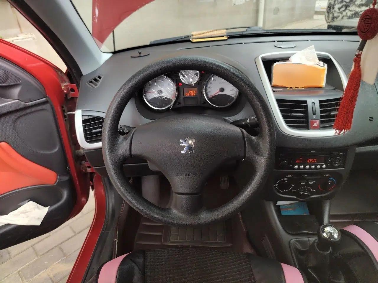 Peugeot 207 2011 Sedan 1.4L Manual Yule Edition — миниатюра 10