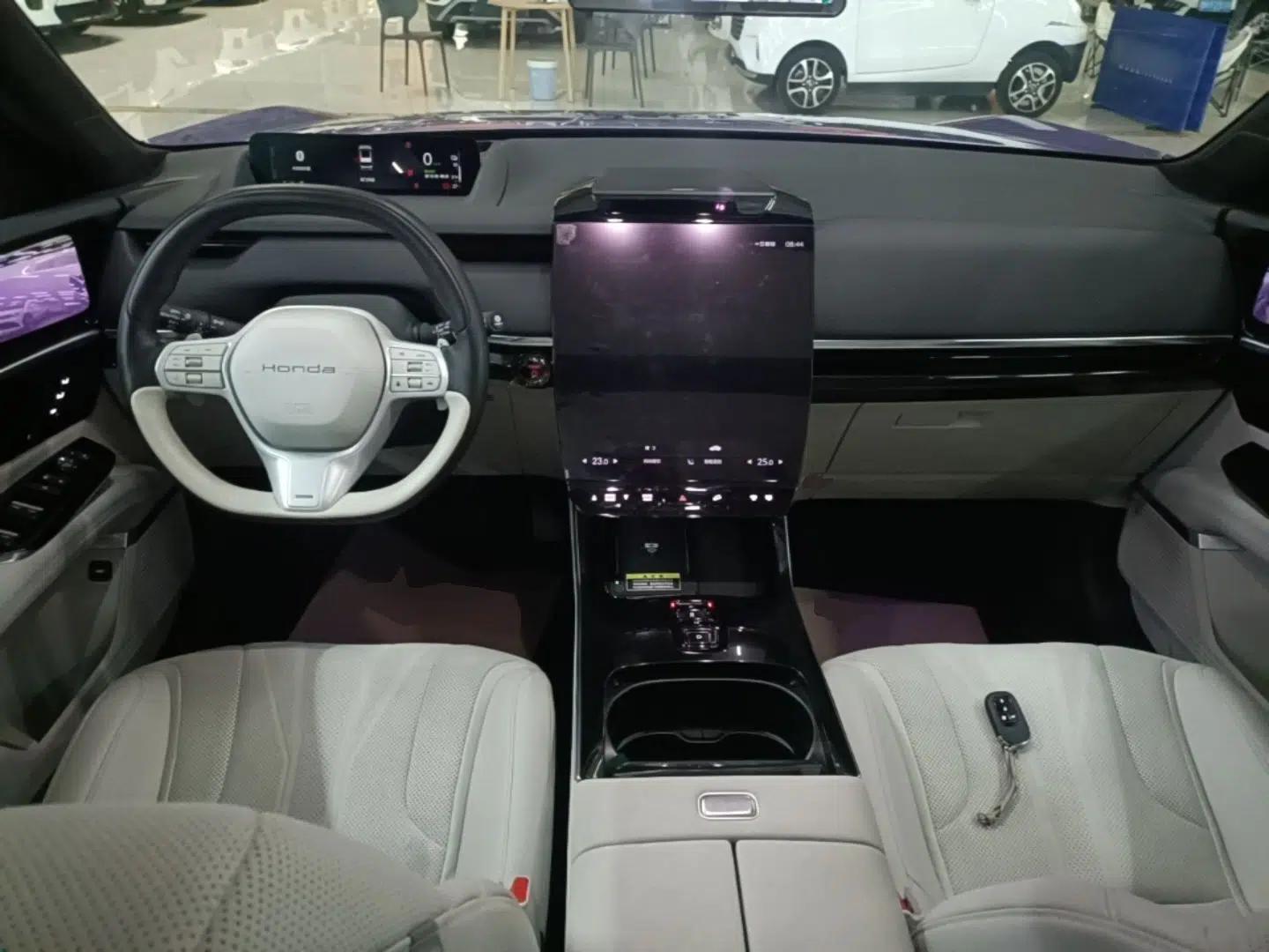 Honda P7 2025 Four-Wheel Drive Long-Range Max — миниатюра 12