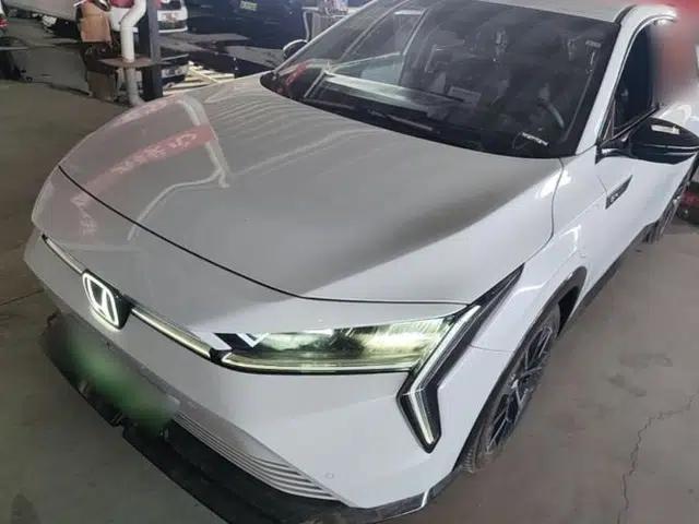 Honda e:NS2 2024 Glitter Edition