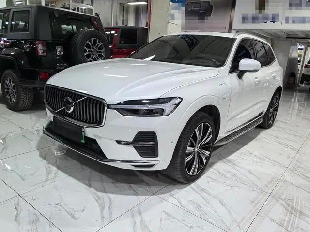 2022 Volvo XC60 PHEV T8 AWD Inscription Sport Edition
