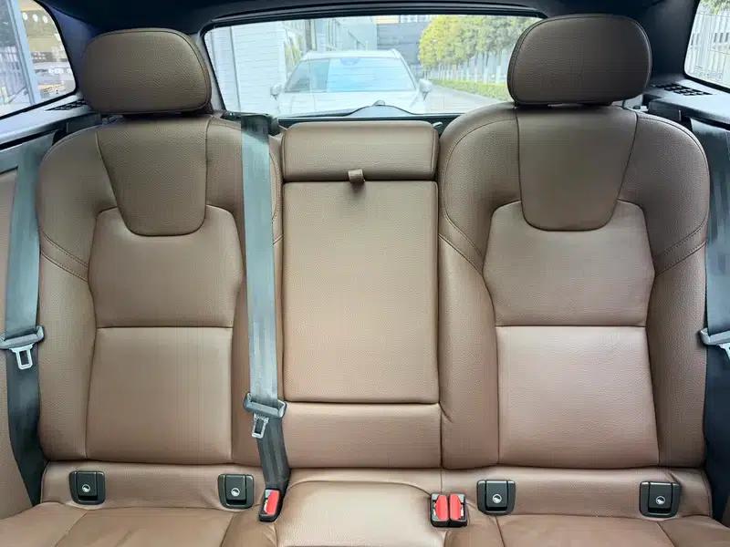 2024 Volvo XC60 PHEV T8 AWD Long Range Smart Luxury Edition — миниатюра 15