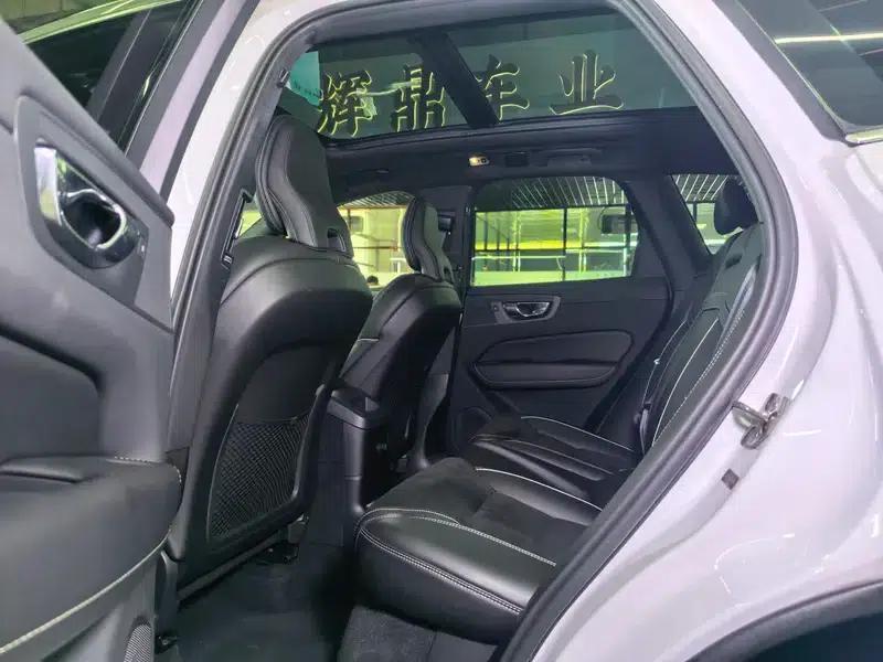 Volvo XC60 PHEV 2020 Facelift T8 E-Drive Hybrid Smart Sport Edition — миниатюра 14