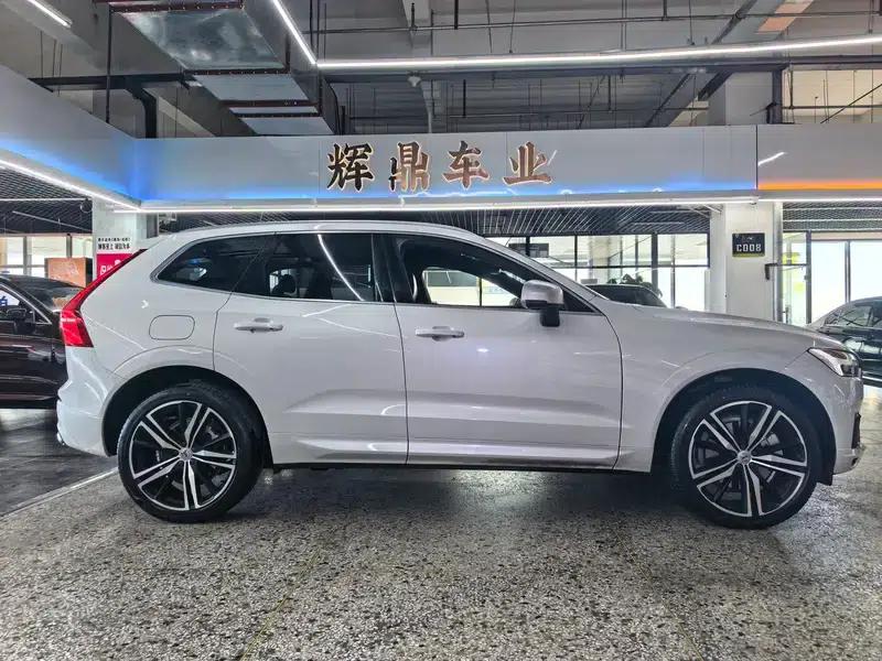 Volvo XC60 PHEV 2020 Facelift T8 E-Drive Hybrid Smart Sport Edition — миниатюра 7
