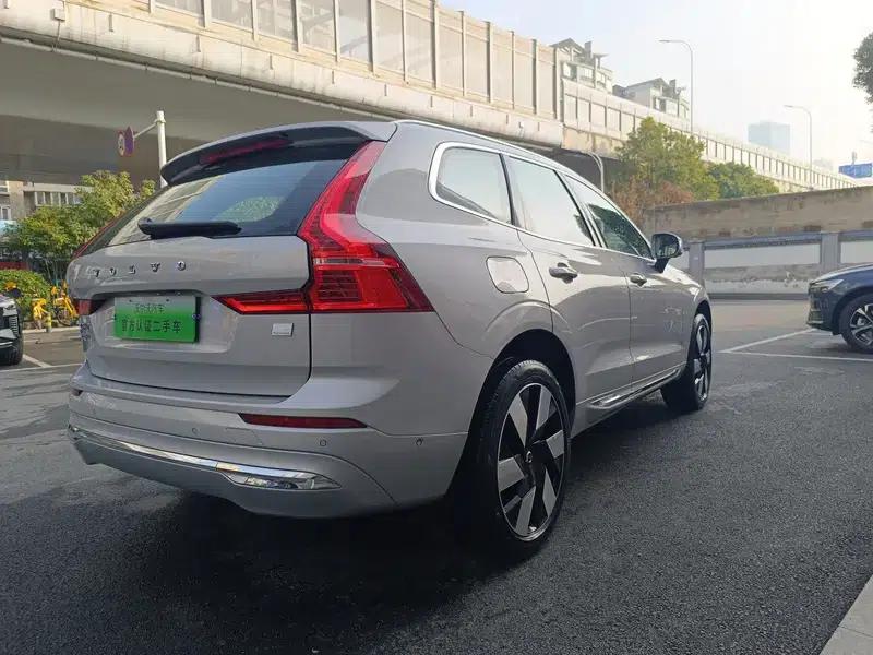 2024 Volvo XC60 PHEV T8 AWD Long Range Smart Luxury Edition — миниатюра 7