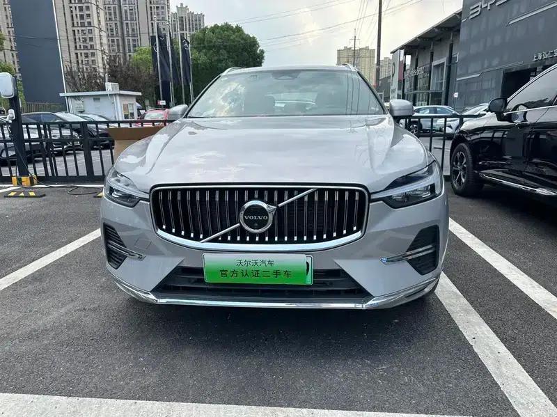 2024 Volvo XC60 PHEV T8 AWD Long Range Smart Luxury Edition — миниатюра 2