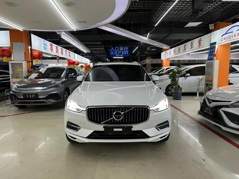 2021 Volvo XC60 PHEV T8 E-Drive Hybrid Smart Luxury Edition — миниатюра 2