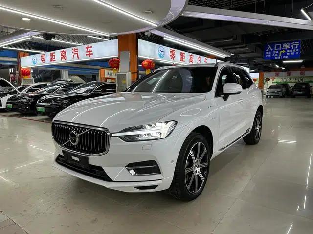 2021 Volvo XC60 PHEV T8 E-Drive Hybrid Smart Luxury Edition