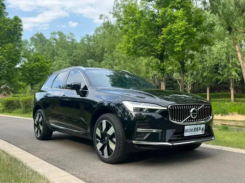 2024 Volvo XC60 PHEV T8 AWD Long Range Smart Luxury Edition — миниатюра 2