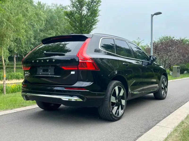 2024 Volvo XC60 PHEV T8 AWD Long Range Smart Luxury Edition — миниатюра 6